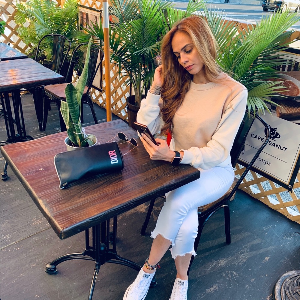 Meet your Posher, Mariel